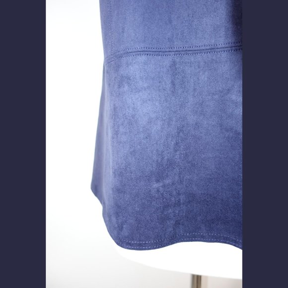Aritzia Babaton Navy Suede Top - Size M - Picture 8 of 11
